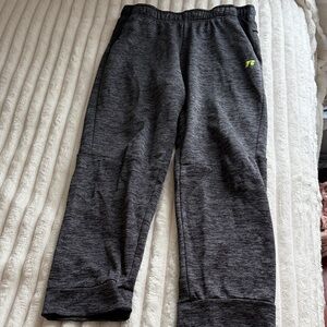 Boys Gray Sweatpants 14/16